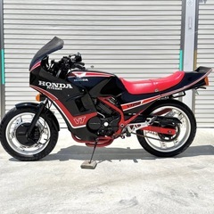 ホンダ vt250fc インテグラ 初期型赤フレームの画像