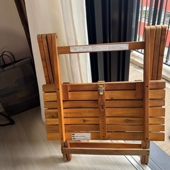 アウトドア折りたたみテーブル　木製の画像