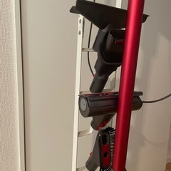 dyson slim v8 fluffy+ ダイソン
の画像