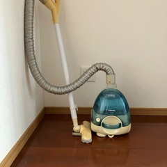 まだまだ使えます、新しい純正紙パックに替えておきますの画像