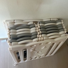 ベビーサークルの画像