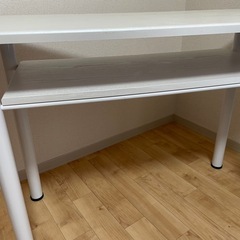 コンセント付き　ネイルデスク　テーブルの画像