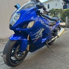 隼　値下げします！幻の黒フレーム！　車検令和8年10月まで！の画像