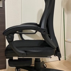 オフィスチェア メッシュ ハイバック 椅子 イス リクライニング パソコンチェア 肘付き 足置きの画像
