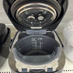 Panasonic パナソニック 炊飯器 SR-MPB100 グレー 可変圧力IHジャー炊飯器 のご紹介です！の画像