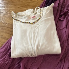 女性　洋服の画像