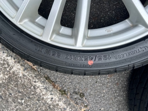 スイフトスポーツ純正17インチホイールほぼ新品タイヤ付き4本セット
