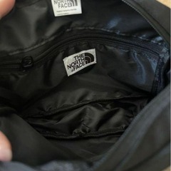 THE NORTH FACE 新品です‼️　ノースフェイス　ショルダーバッグ🤗の画像