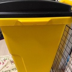 ゴミ箱の画像