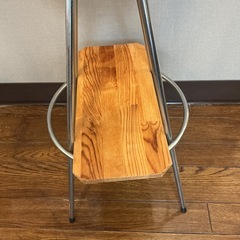 木目調スツールの画像