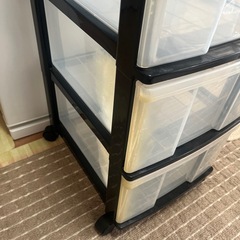 【交渉中】3段衣装ケース　プラケースの画像