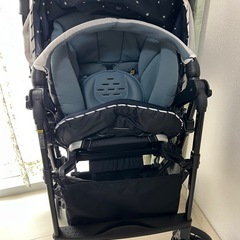【Combi】ベビーカーの画像