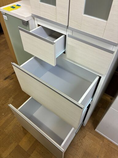 ジャングルジャングル深井店】☆食器棚 ホワイト 白 キッチン家具 収納