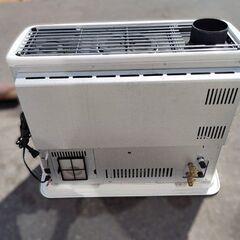 コロナ 煙突式ストーブ 床暖房付き 2022年製  UH-7721PR ホワイト 木造20畳/コンクリート32畳 石油ストーブ 季節家電 煙突ストーブ 燃焼確認済み ストーブ CORONA 苫小牧西店の画像