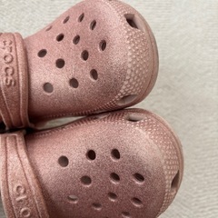 クロックス　ラメピンク18センチの画像