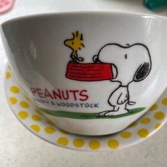 SNOOPY丼2個、プー１個3点セット
の画像