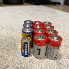【0円引取限定】単1電池11本＋単2電池１本の画像