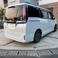 🚗 トヨタの7人乗りファミリーカー、出します！の画像