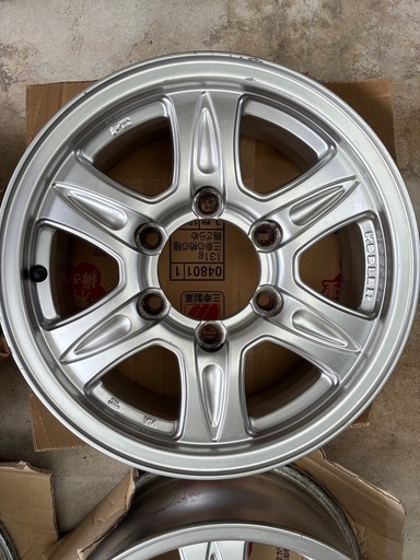 Weds KEELER 15x6.0J +33 PCD 6Hx139.7 200系ハイエースで使用可