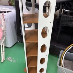 ★フロンティアグループいわき店★お手頃価格！アウトレッ大容量 タワー型 ブックラック 本棚 アウトレット品の画像