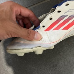 アディダス　スパイク　の画像