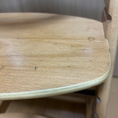 木製　子ども用イスの画像