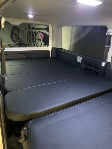 200系ハイエース　ベッドキット