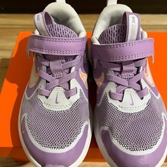 NIKE キッズシューズの画像