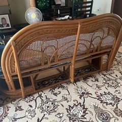 藤の長椅子の画像