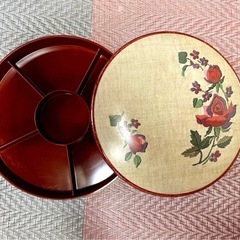 未使用　小物ケース　薔薇柄　アクセサリー　手芸用品お菓子収納小物入れ　おせちオードブル容器　の画像