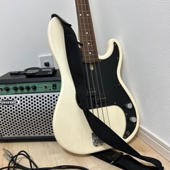 エレキベース　アンプ　チューナー　3点セットの画像