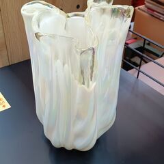 KURATA craft glass クラタ クラフトグラス   オーロラガラス　フラワーベース　花器　花瓶　サイズ（約）幅15×奥13×高22.5　　■近隣配送無料 買取GO‼　栄和店の画像