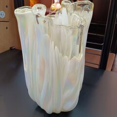 KURATA craft glass クラタ クラフトグラス   オーロラガラス　フラワーベース　花器　花瓶　サイズ（約）幅15×奥13×高22.5　　■近隣配送無料 買取GO‼　栄和店の画像