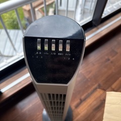 縦型　扇風機の画像
