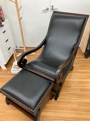 【取りに来られる方限定！】パーソナルチェア オットマン付き