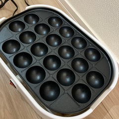 たこ焼き器とミニホットプレートの画像
