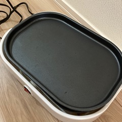 たこ焼き器とミニホットプレートの画像