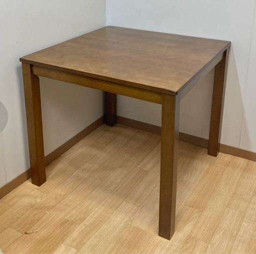 ニトリ 木製ダイニングテーブル