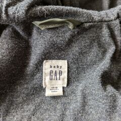 80サイズ　GAP アウターの画像