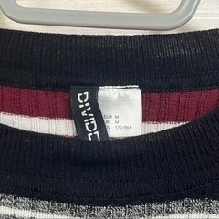 H&M ストライプ柄 長袖ニット 薄手 Mサイズの画像