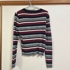 H&M ストライプ柄 長袖ニット 薄手 Mサイズの画像
