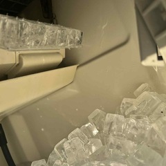 【2015年製 】パナソニック SIM-S4500 45kg 製氷機の画像