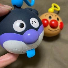 おでかけにぎにぎピッピ　　アンパンマン　ばいきんまん　の画像