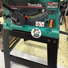 🌲【電動工具】入荷！マキタ 255mm マルノコ盤 2703 スタンド付【地域最大の品揃え･電動工具高価買取アールワン田川】の画像