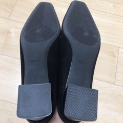 basement onlineパンプス黒23㎝新品の画像