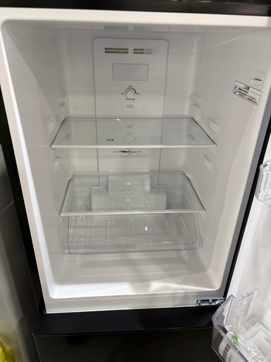 状態⭕️配送可【ニトリ】140L冷蔵庫★2023年製　クリーニング済/6ヶ月保証付　【管理番号11903】