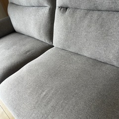 ニトリ3人掛けソファー グレーの画像