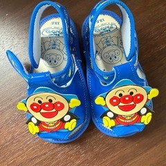 アンパンマンサンダルの画像