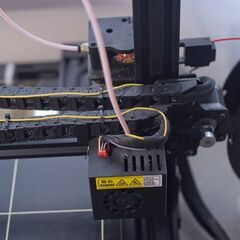 3Dプリンタ―としては大型の部類に入るanycubic製のジャンク品です。の画像