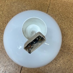レトロ ガラス 乳白色 ペンダントライト ガラスシェード 電気傘 天井照明 照明   動作未確認の画像